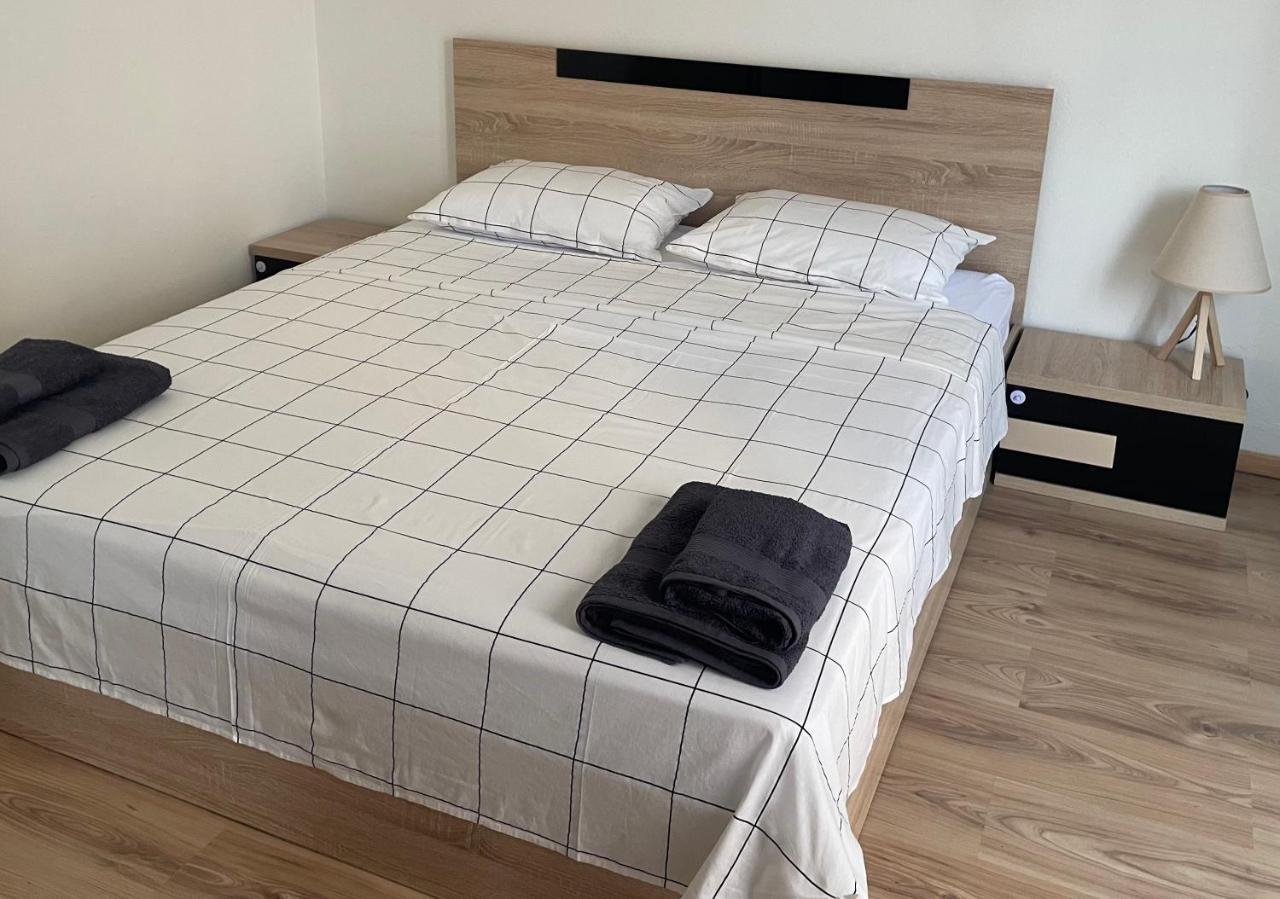 Charcoal Thirteen Apartment Kavala Esterno foto