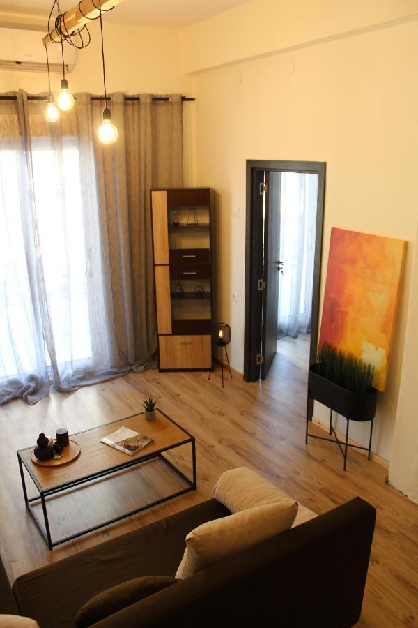 Charcoal Thirteen Apartment Kavala Esterno foto