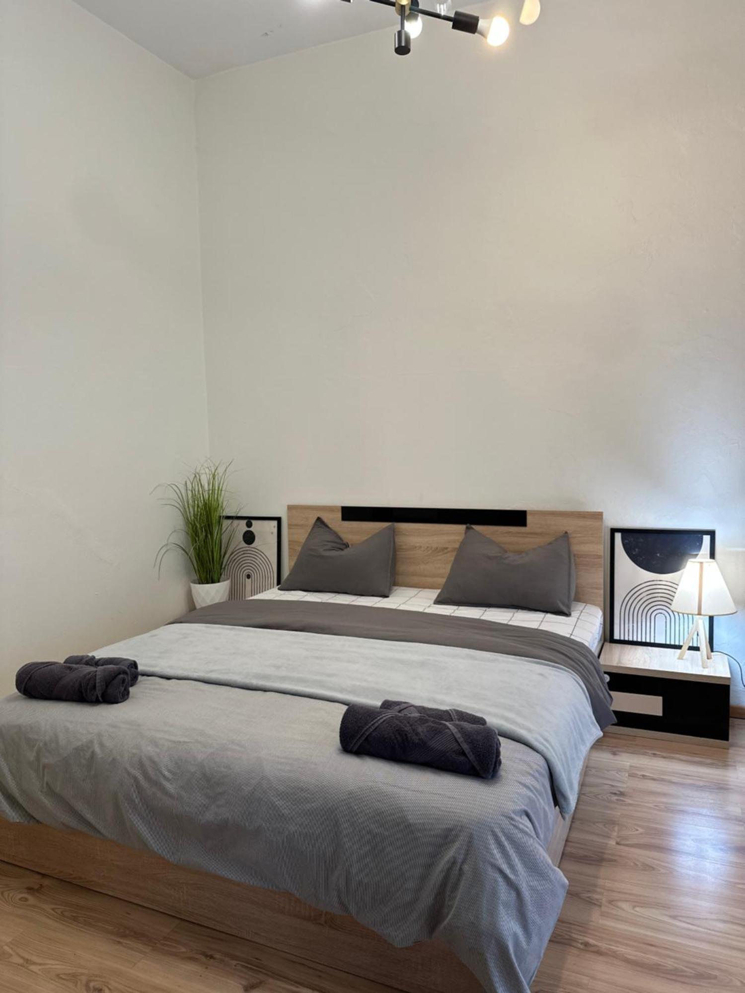 Charcoal Thirteen Apartment Kavala Esterno foto